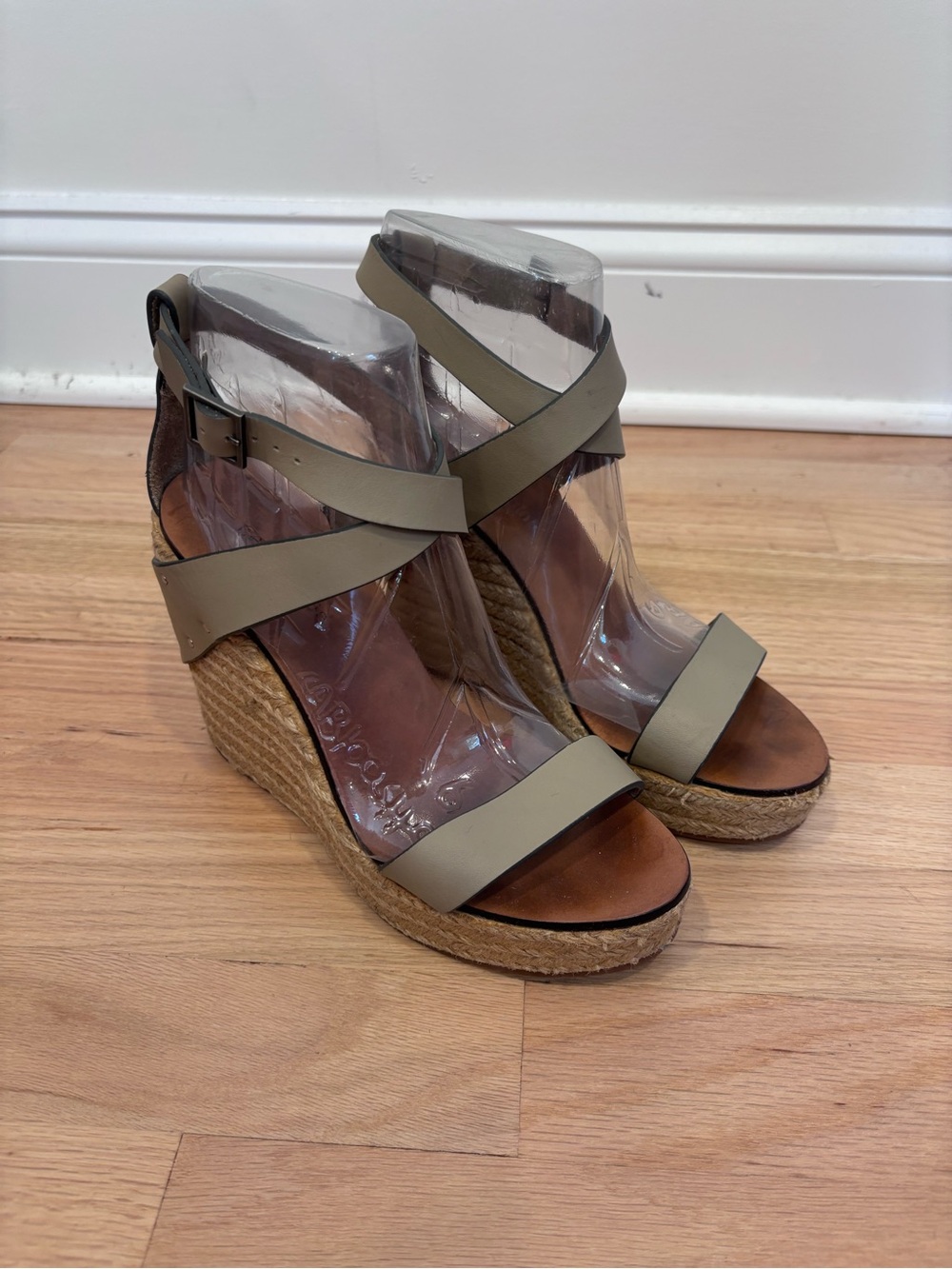 See by Chloé Leather Espadrilles in taupe leather size 37